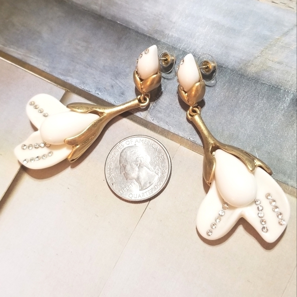 NEW Oscar De La Renta Crystal Flower  Drop Earrings 3" LONG With Dust Bag - Picture 6 of 8